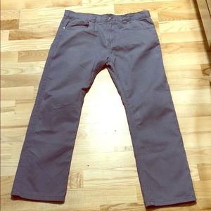 Light blue/gray thin denim pants
